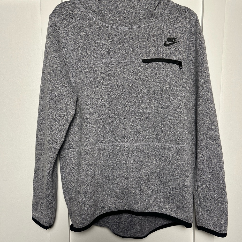 Nike Women’s Sportwear Summit Pullover Hoodie